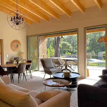 Les Oliviers Villa *