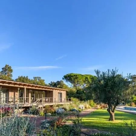 Les Oliviers Di * Lecci